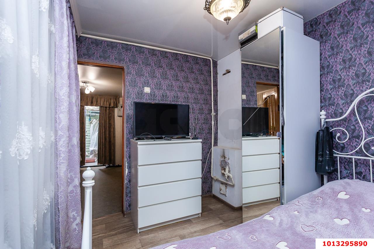 Фото №6: Часть дома 45&nbsp;м² + 1&nbsp;сот., 1&nbsp;эт. - Краснодар, Центральный внутригородской округ, мкр. Центральный, ул. Гоголя, 102