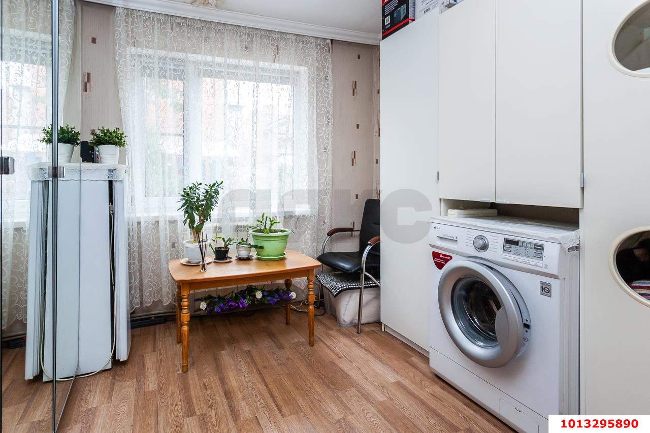 Фото №12: Часть дома 45&nbsp;м² + 1&nbsp;сот., 1&nbsp;эт. - Краснодар, Центральный внутригородской округ, мкр. Центральный, ул. Гоголя, 102