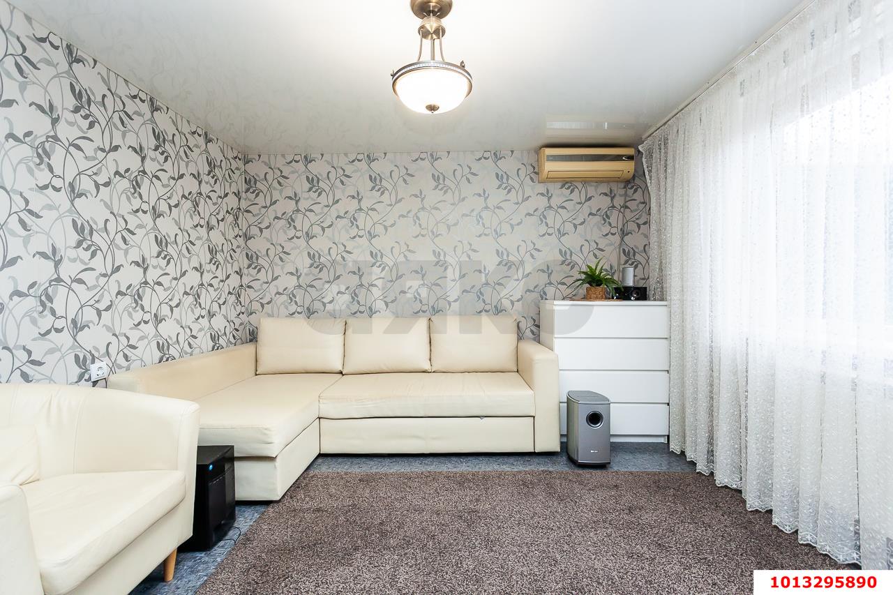 Фото №3: Часть дома 45&nbsp;м² + 1&nbsp;сот., 1&nbsp;эт. - Краснодар, Центральный внутригородской округ, мкр. Центральный, ул. Гоголя, 102