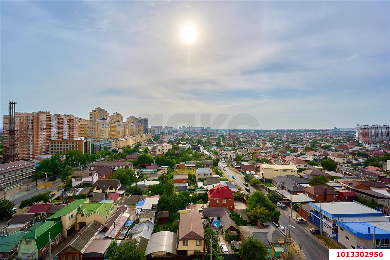 Фото №17: 2-комнатная квартира 55&nbsp;м², 14/16&nbsp;эт. - Краснодар, Западный внутригородской округ, Кожзавод, мкр. Военный городок № 1, ул. имени Калинина, 350/4