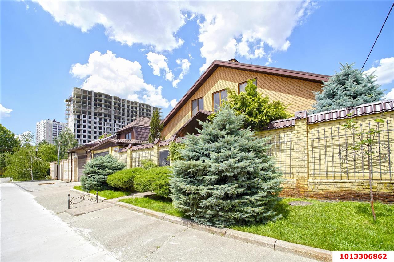 Фото №2: Дом 424&nbsp;м² + 8&nbsp;сот., 2&nbsp;эт. - Краснодар, Прикубанский внутригородской округ, мкр. Горхутор, ул. Бирюзовая, 7