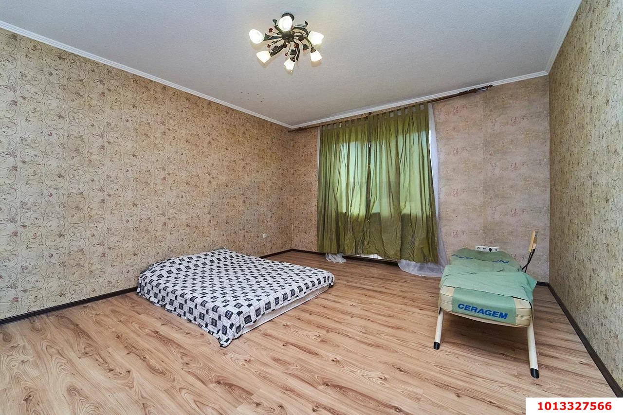 Фото №7: Дом 350&nbsp;м² + 4.23&nbsp;сот., 2&nbsp;эт. - Краснодар, Прикубанский внутригородской округ, Калинино, мкр. Завод Радиоизмерительных Приборов, ул. Тебердинская, 20