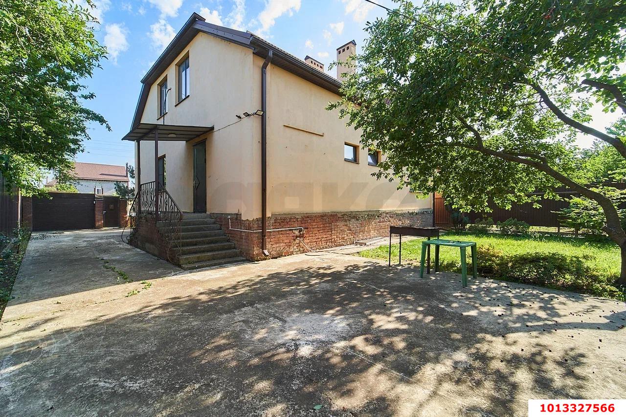 Фото №13: Дом 350&nbsp;м² + 4.23&nbsp;сот., 2&nbsp;эт. - Краснодар, Прикубанский внутригородской округ, Калинино, мкр. Завод Радиоизмерительных Приборов, ул. Тебердинская, 20