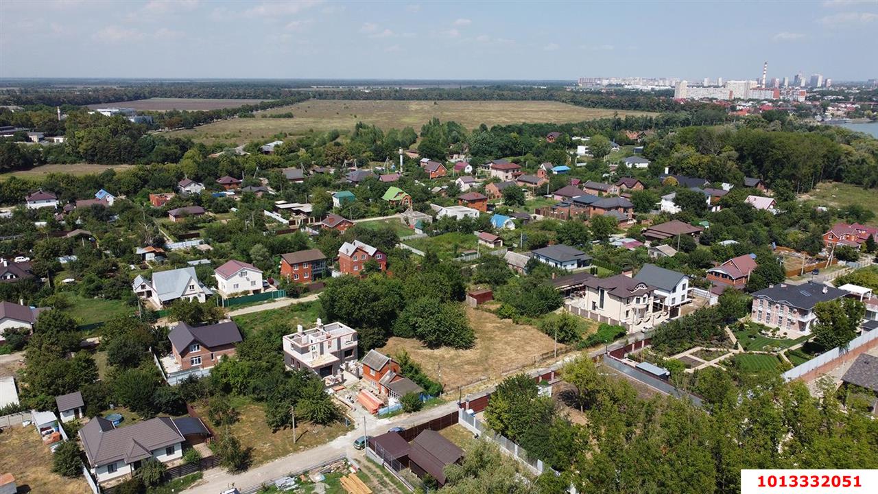 Фото №1: Земельный участок под ИЖС 6&nbsp;сот. - СТ Виктория, мкр. Прикубанский внутригородской округ, б-р улица Зелёный