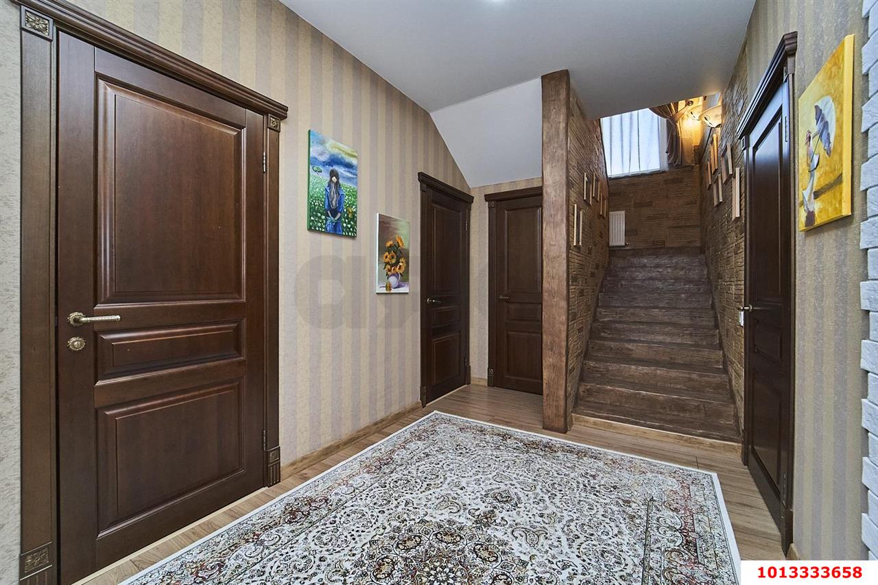 Фото №8: Дом 202&nbsp;м² + 4.84&nbsp;сот., 2&nbsp;эт. - Краснодар, Прикубанский внутригородской округ, Калинино, мкр. Завод Радиоизмерительных Приборов, ул. Аральская, 22