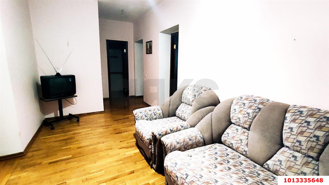 Фото №2: 3-комнатная квартира 82&nbsp;м², 2/5&nbsp;эт. - Краснодар, Центральный внутригородской округ, мкр. Табачная Фабрика, ул. Ипподромная, 53/1