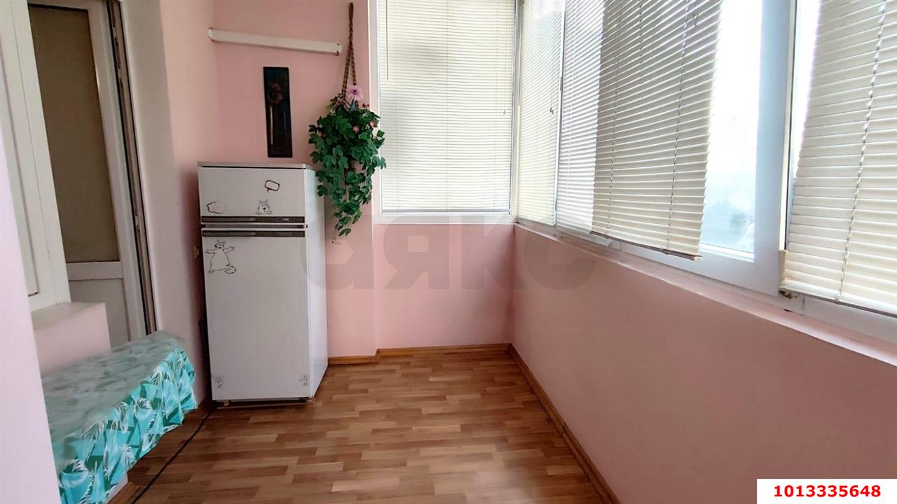 Фото №12: 3-комнатная квартира 82&nbsp;м², 2/5&nbsp;эт. - Краснодар, Центральный внутригородской округ, мкр. Табачная Фабрика, ул. Ипподромная, 53/1