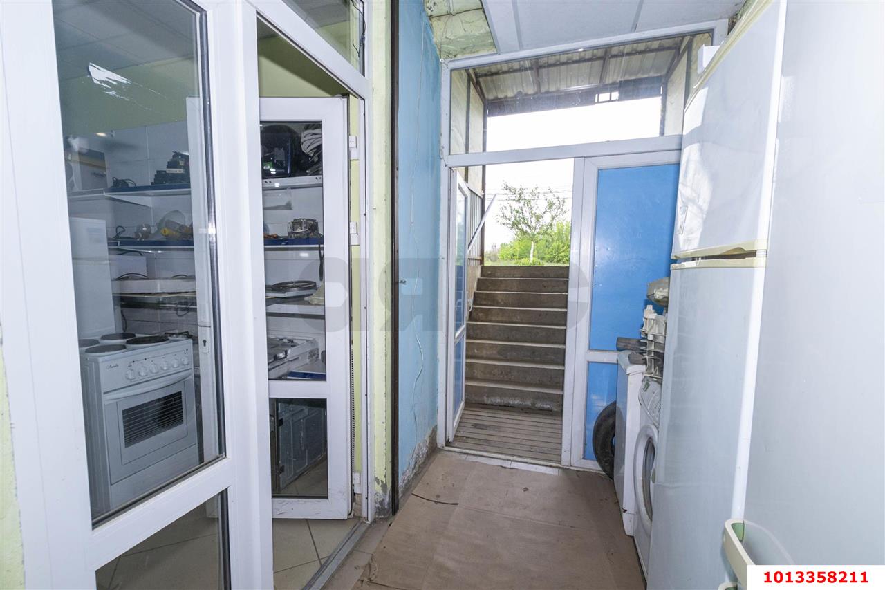 Фото №8: Офисное помещение 50&nbsp;м², 7&nbsp;эт. - Российский, мкр. Прикубанский внутригородской округ, ул. имени В.М. Комарова, 58