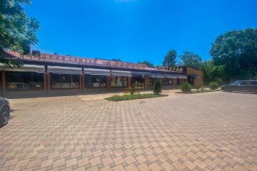 Фото №1: Торговое помещение 776&nbsp;м², 1/2&nbsp;эт. - Краснодар, ж/м Пашковский, ул. Крупской, 8/1