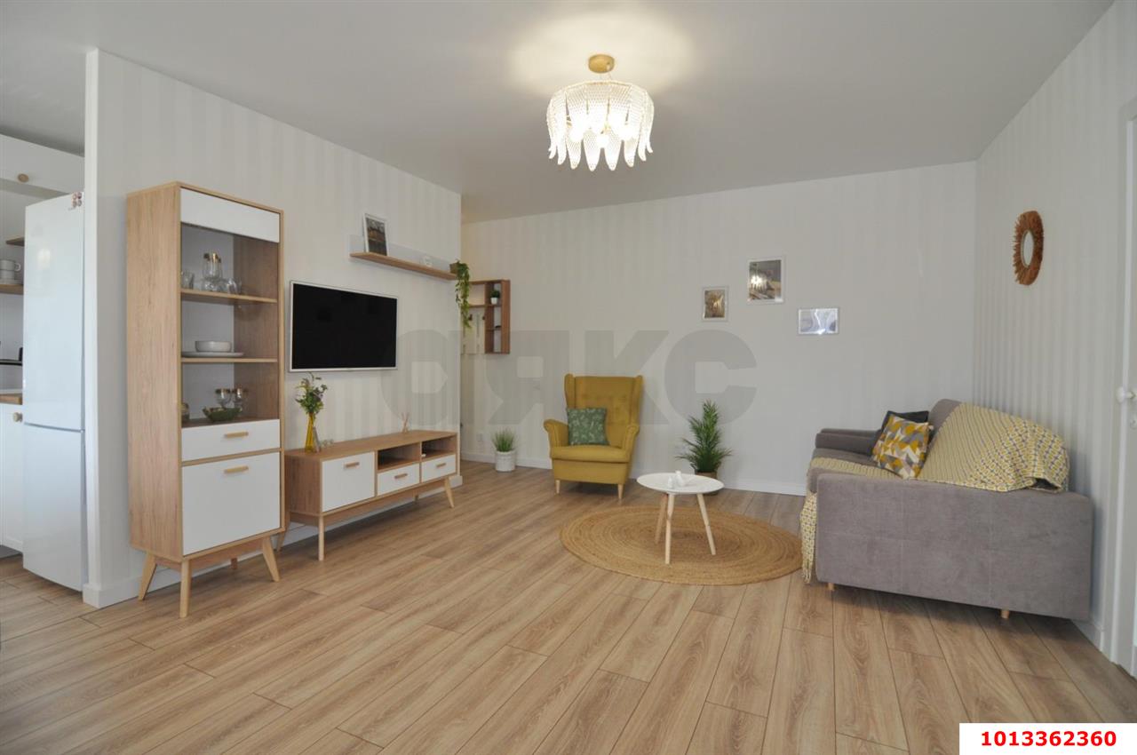 Фото №6: 2-комнатная квартира 47&nbsp;м², 5/5&nbsp;эт. - Краснодар, Центральный внутригородской округ, Покровка, мкр. Центральный, ул. Щорса, 47