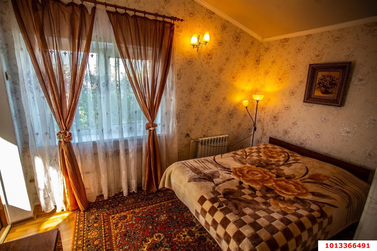 Фото №15: Дом 349&nbsp;м² + 6.48&nbsp;сот., 3&nbsp;эт. - Индустриальный, Прикубанский внутригородской округ, мкр. Дивный, ул. Ореховая, 29