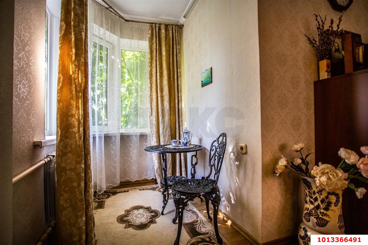 Фото №9: Дом 349&nbsp;м² + 6.48&nbsp;сот., 3&nbsp;эт. - Индустриальный, Прикубанский внутригородской округ, мкр. Дивный, ул. Ореховая, 29