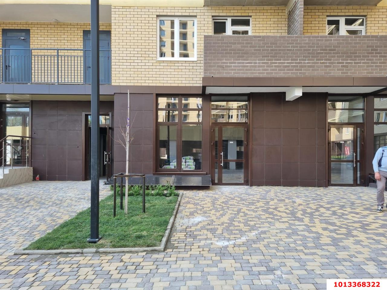 Фото №2: Торговое помещение 85&nbsp;м², 1/19&nbsp;эт. - Краснодар, Прикубанский внутригородской округ, мкр. Молодёжный, ул. Дубравная, 1