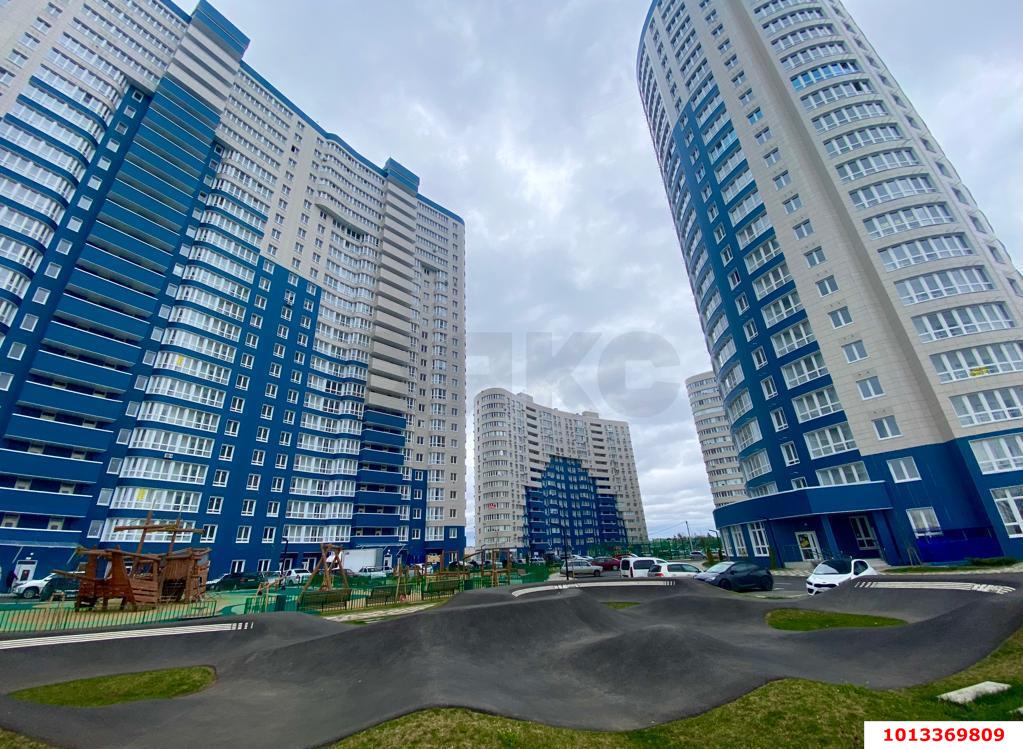 Фото №2: 3-комнатная квартира 80&nbsp;м², 11/24&nbsp;эт. - Краснодар, Центральный внутригородской округ, Черёмушки, мкр. ЖК Фонтаны, ул. Воронежская, 47/14