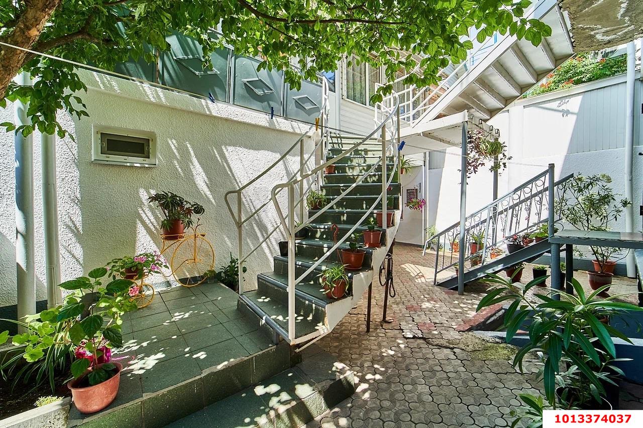 Фото №6: Дом 358&nbsp;м² + 3.12&nbsp;сот., 2&nbsp;эт. - Анапа, ул. Ленина, 42