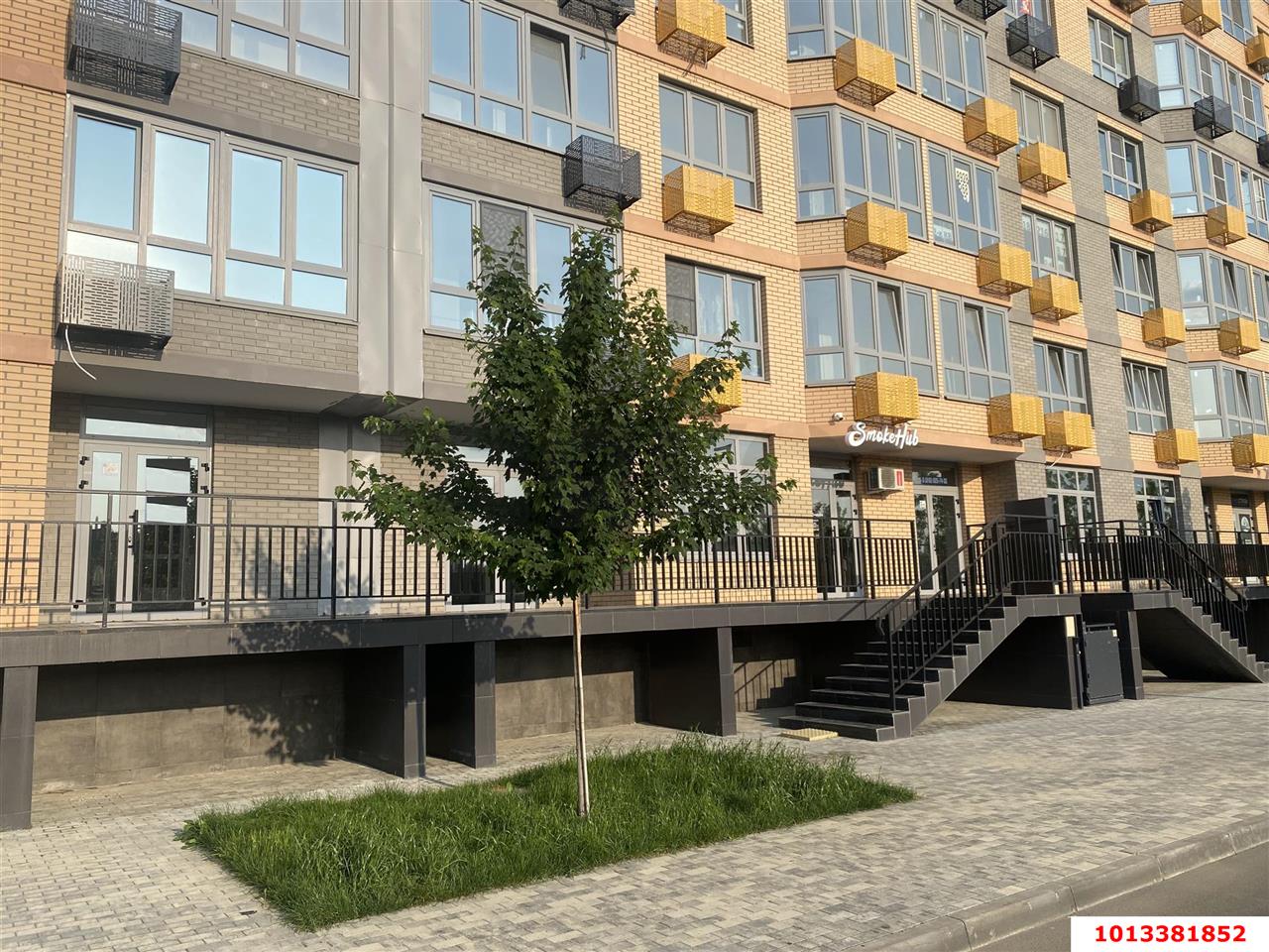 Фото №3: Торговое помещение 20&nbsp;м², 1/25&nbsp;эт. - Краснодар, Карасунский внутригородской округ, мкр. ЖК Сказка Град, ул. имени В.Н. Мачуги, 166Ак1