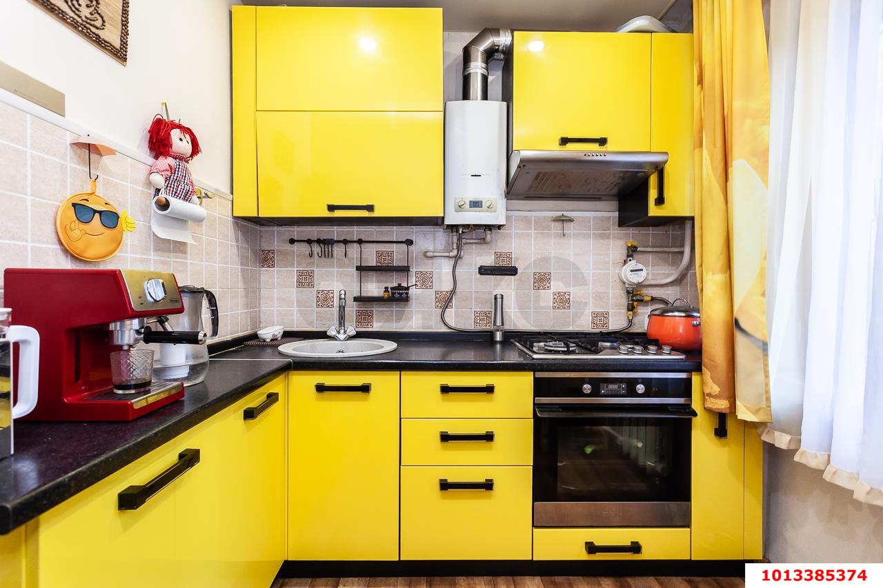 Фото №5: 3-комнатная квартира 56&nbsp;м², 1/5&nbsp;эт. - Краснодар, Прикубанский внутригородской округ, мкр. Авиагородок, ул. Авиагородок, 18