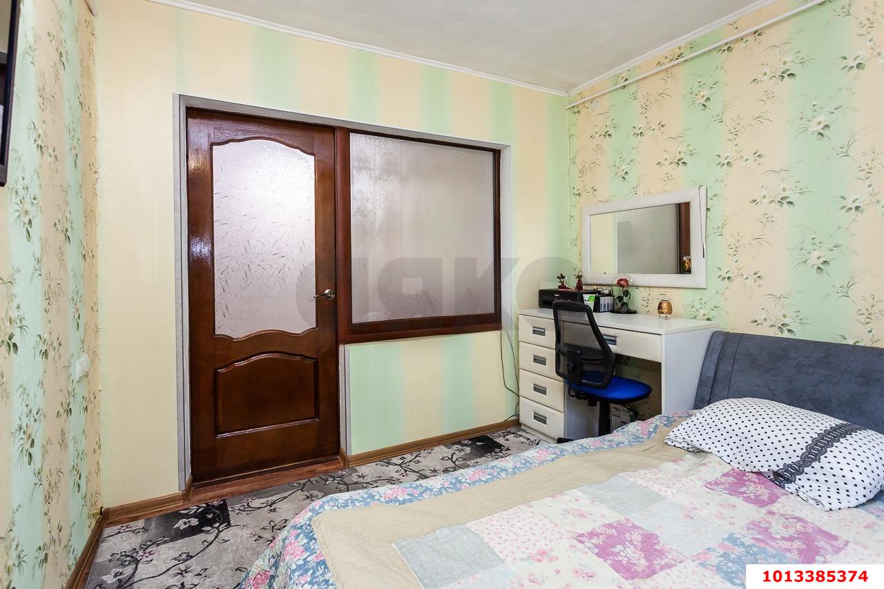 Фото №7: 3-комнатная квартира 56&nbsp;м², 1/5&nbsp;эт. - Краснодар, Прикубанский внутригородской округ, мкр. Авиагородок, ул. Авиагородок, 18