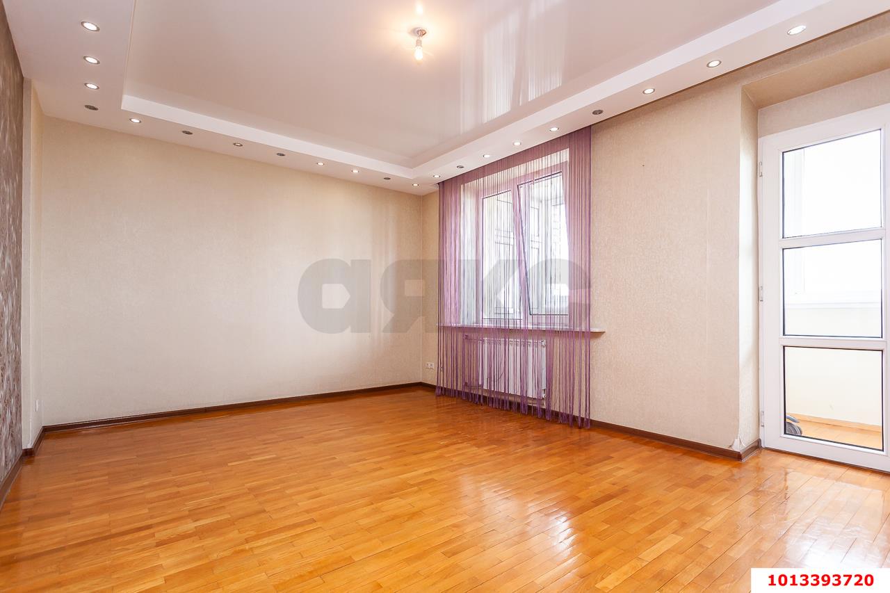 Фото №10: 4-комнатная квартира 119&nbsp;м², 7/12&nbsp;эт. - Краснодар, Центральный внутригородской округ, мкр. Центральный, ул. Гимназическая, 60