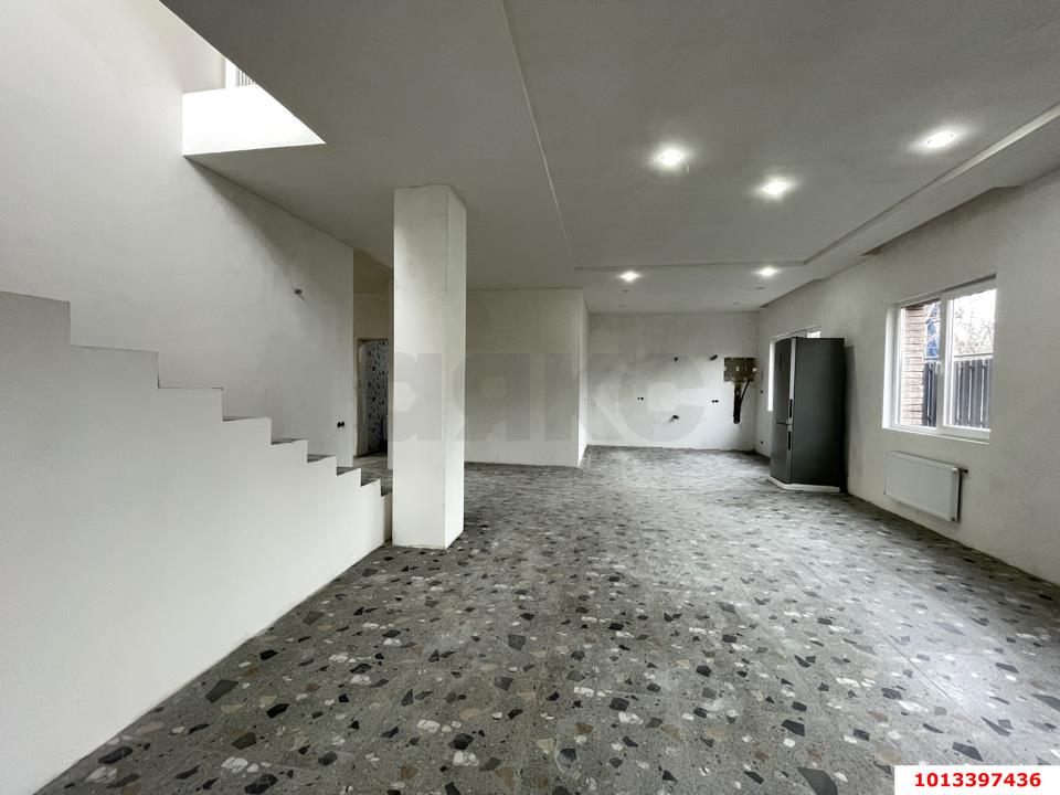 Фото №8: Дом 220&nbsp;м² + 3&nbsp;сот., 2&nbsp;эт. - Краснодар, Прикубанский внутригородской округ, мкр. 40 лет Победы, ул. Дачная, 488