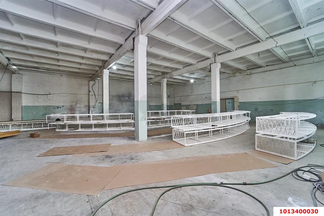 Фото №8: Производственное помещение 4360&nbsp;м², 1/1&nbsp;эт. - Азовская, ул. Ленина, 1