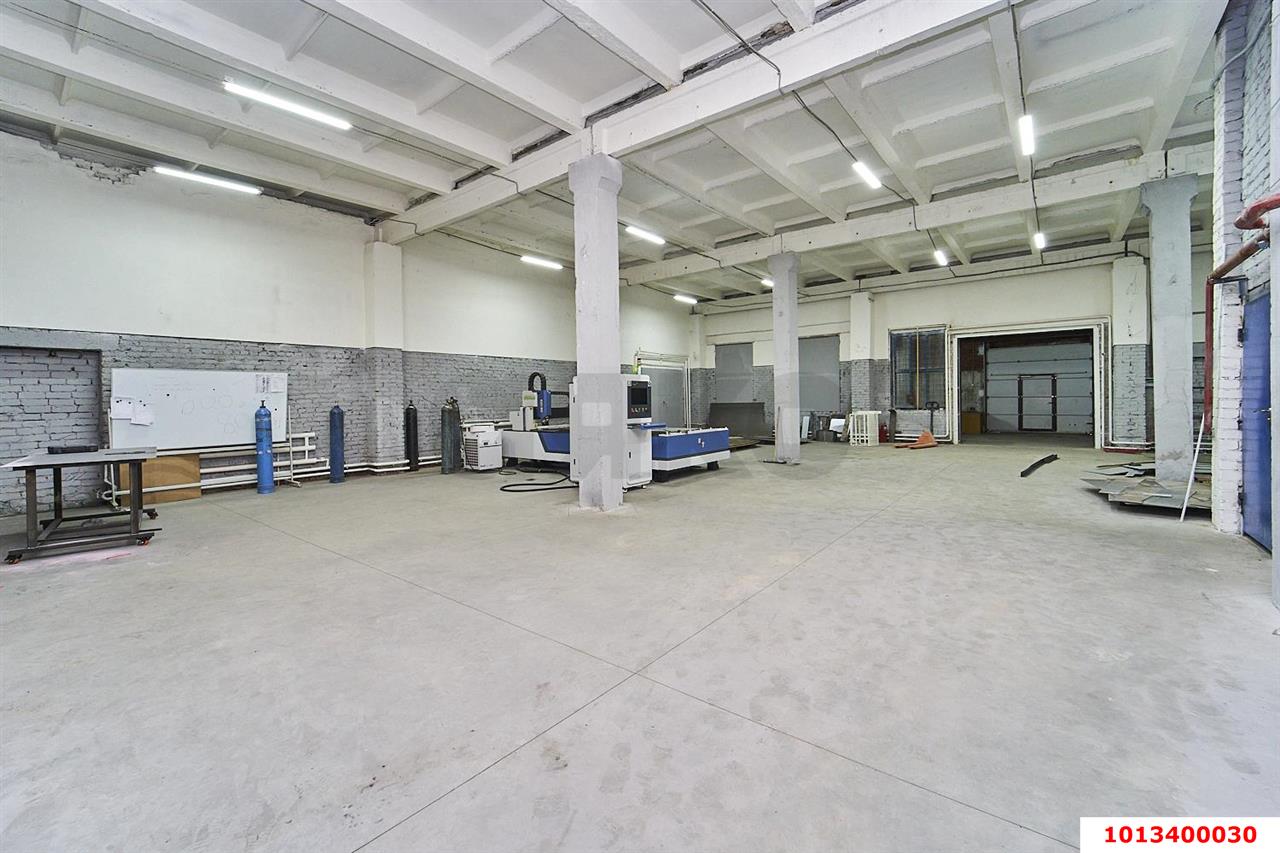Фото №3: Производственное помещение 4360&nbsp;м², 1/1&nbsp;эт. - Азовская, ул. Ленина, 1