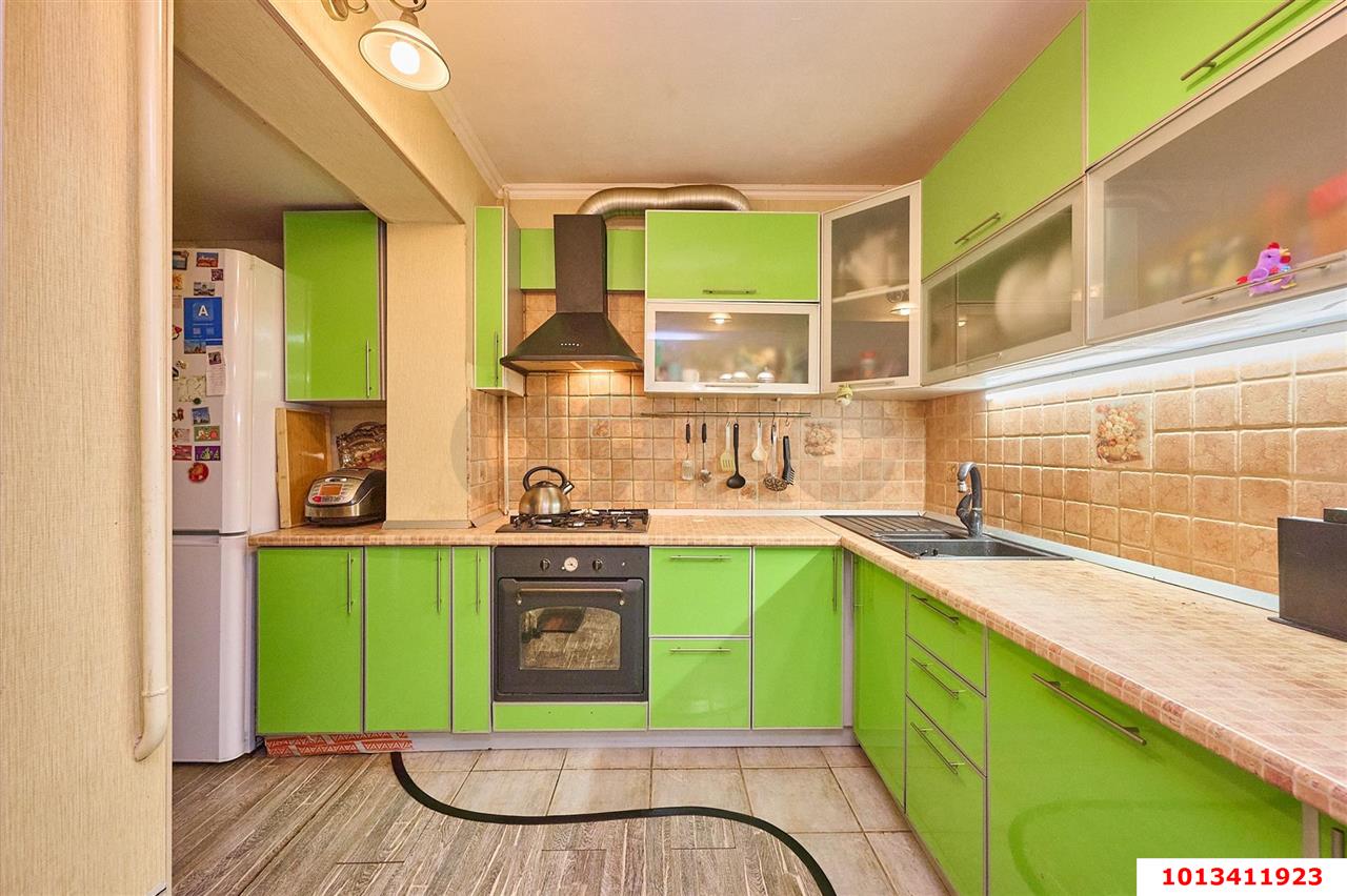 Фото №8: 4-комнатная квартира 104&nbsp;м², 1/5&nbsp;эт. - Краснодар, Карасунский внутригородской округ, мкр. Гидростроителей, ул. Трудовой Славы, 38