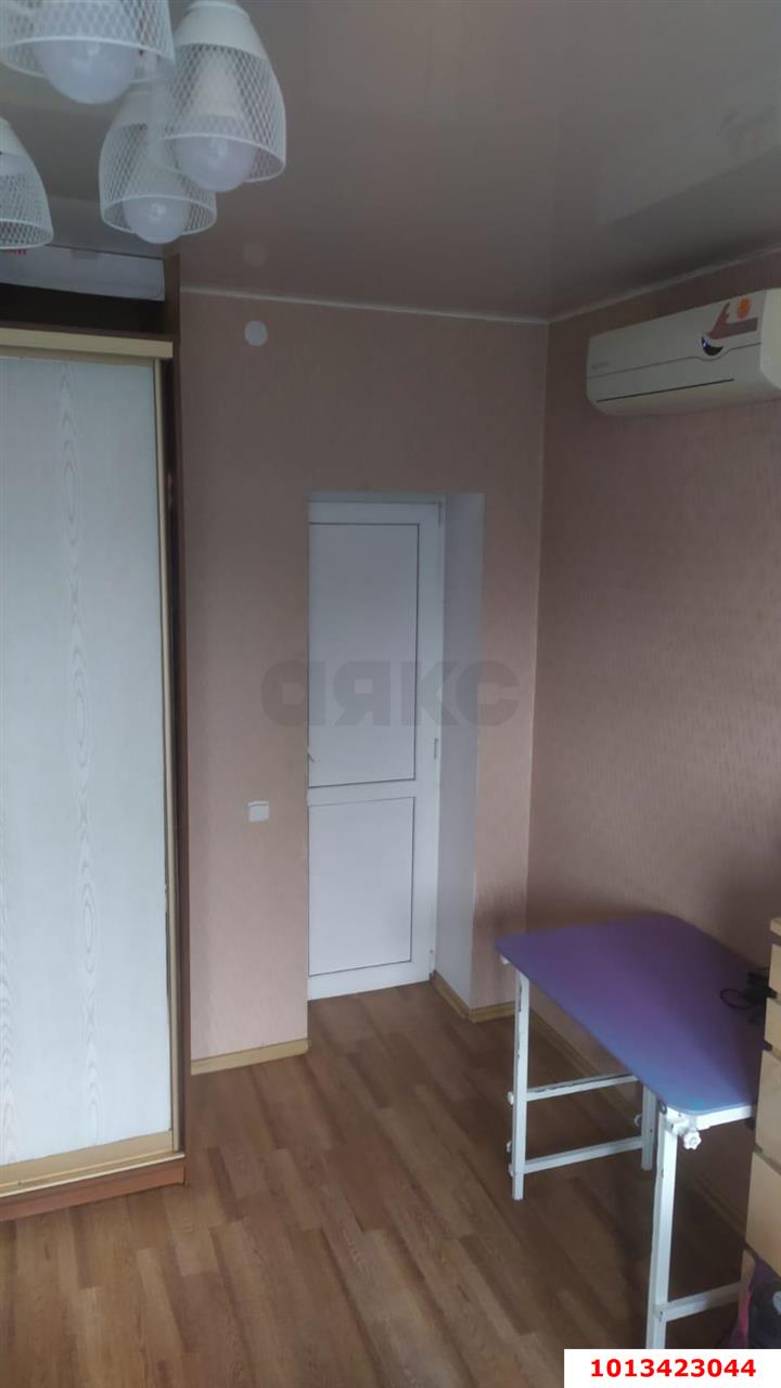 Фото №5: 2-комнатная квартира 52&nbsp;м², 3/3&nbsp;эт. - Краснодар, Центральный внутригородской округ, Покровка, мкр. Центральный, ул. Щорса, 3А