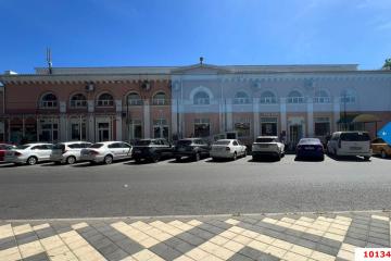 Фото №1: Торговое помещение 900&nbsp;м², 2/2&nbsp;эт. - Краснодар, мкр. Центральный, ул. Красноармейская, 62