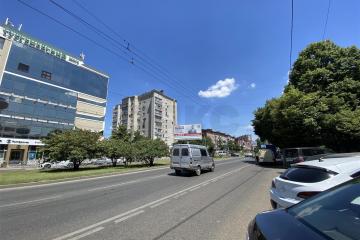 Фото №1: Офисное помещение 446 м², 3/6 эт. - Краснодар, мкр. Фестивальный, ул. имени Тургенева, 189/6