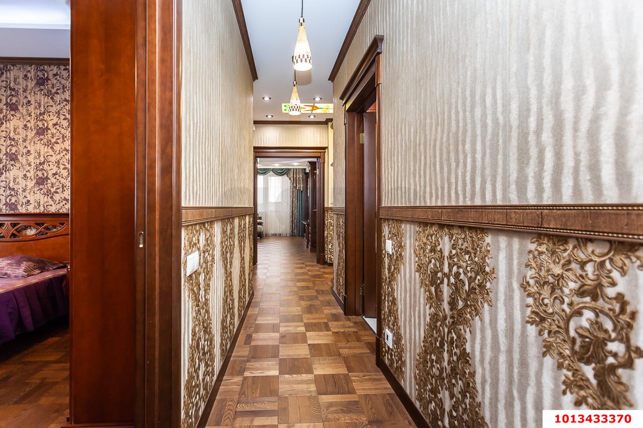Фото №6: 4-комнатная квартира 114&nbsp;м², 12/16&nbsp;эт. - Краснодар, Кожзавод, мкр. Западный внутригородской округ, ул. Кожевенная, 54/1
