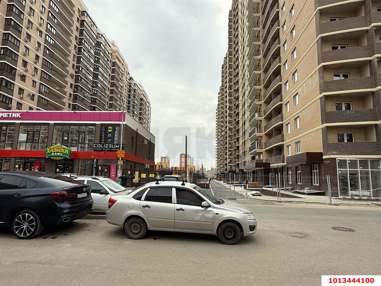 Фото №7: Торговое помещение 39&nbsp;м², 1/16&nbsp;эт. - Краснодар, Прикубанский внутригородской округ, ЖК Лучший, мкр. имени Петра Метальникова, ул. Петра Метальникова, 36