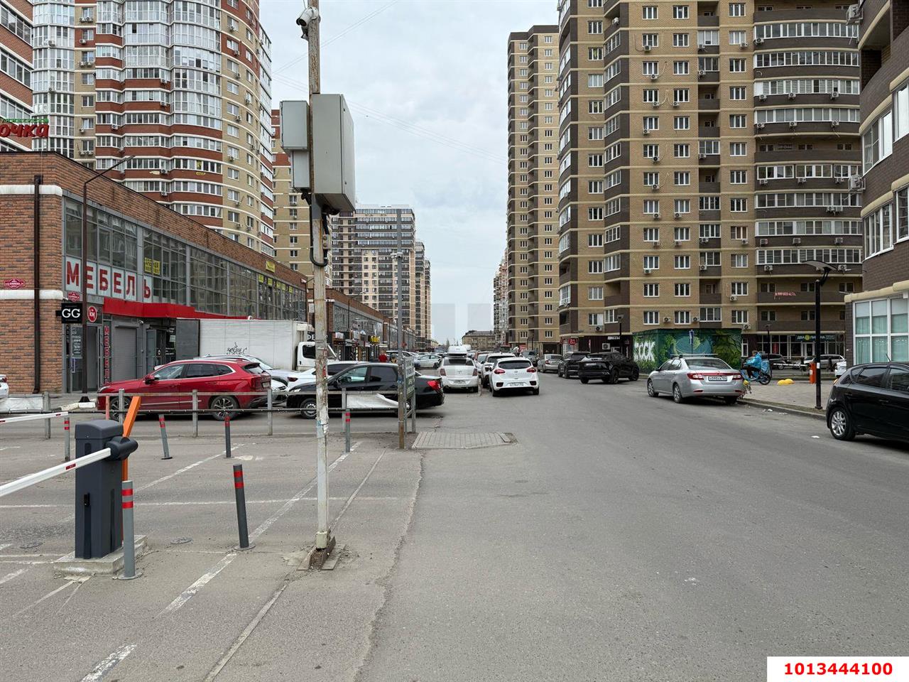 Фото №2: Торговое помещение 39&nbsp;м², 1/16&nbsp;эт. - Краснодар, Прикубанский внутригородской округ, ЖК Лучший, мкр. имени Петра Метальникова, ул. Петра Метальникова, 36