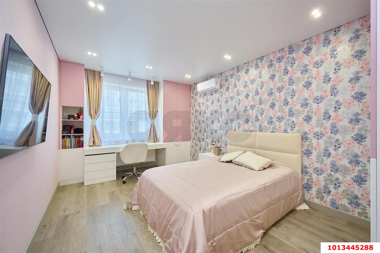 Фото №12: 3-комнатная квартира 90&nbsp;м², 7/10&nbsp;эт. - Краснодар, Прикубанский внутригородской округ, Славянский, мкр. Светлоград, ул. Красных Партизан, 1/4к10
