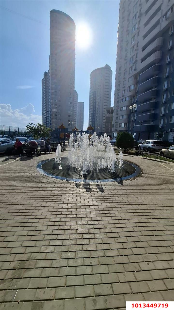 Фото №9: 2-комнатная квартира 64&nbsp;м², 23/24&nbsp;эт. - Краснодар, Карасунский внутригородской округ, Гидростроителей, мкр. жилой комплекс 7 Вершин, ул. имени Снесарева, 10/1