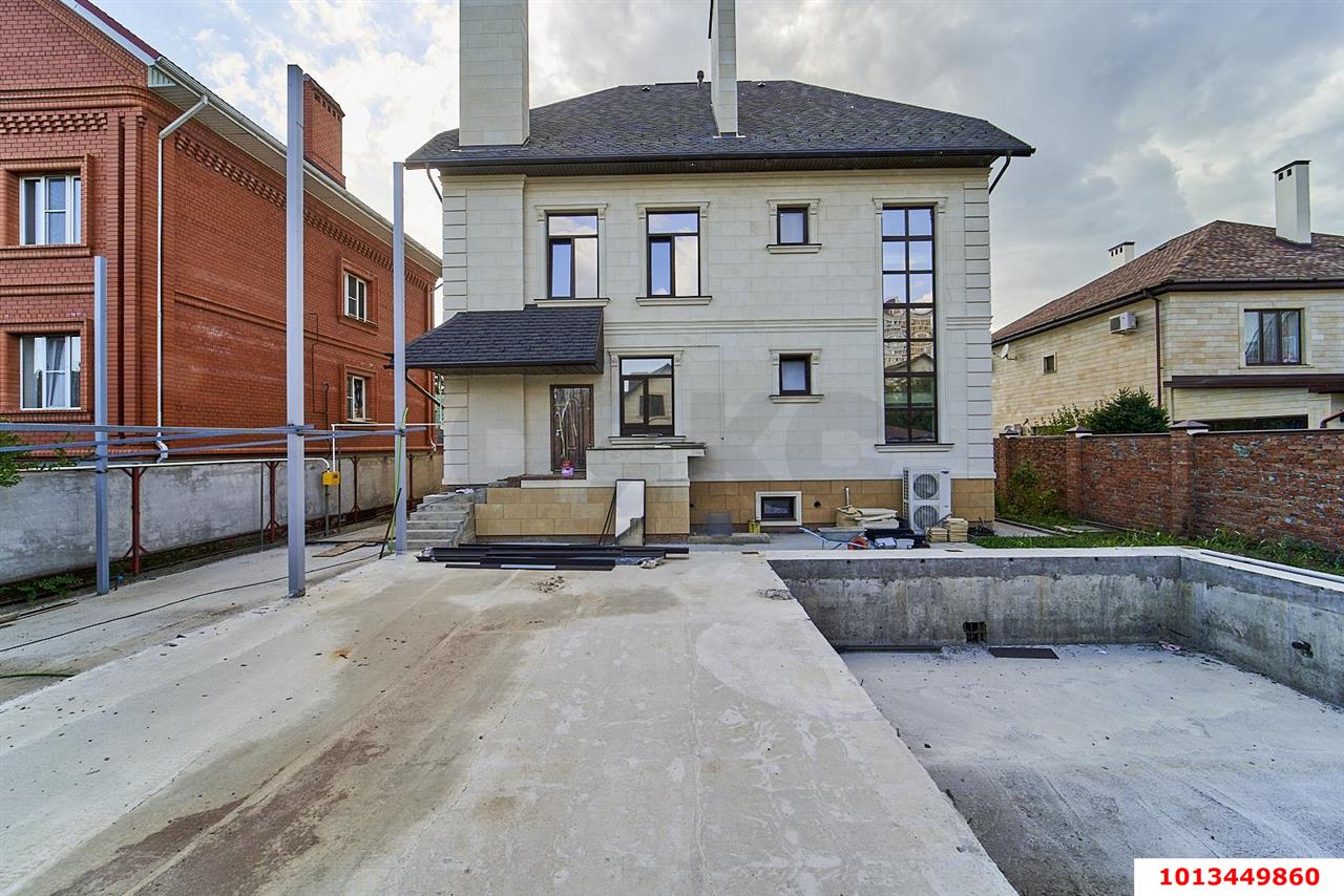 Фото №6: Дом 450&nbsp;м² + 8&nbsp;сот., 2&nbsp;эт. - Краснодар, Прикубанский внутригородской округ, мкр. имени Н.И. Вавилова, ул. Биологическая, 56