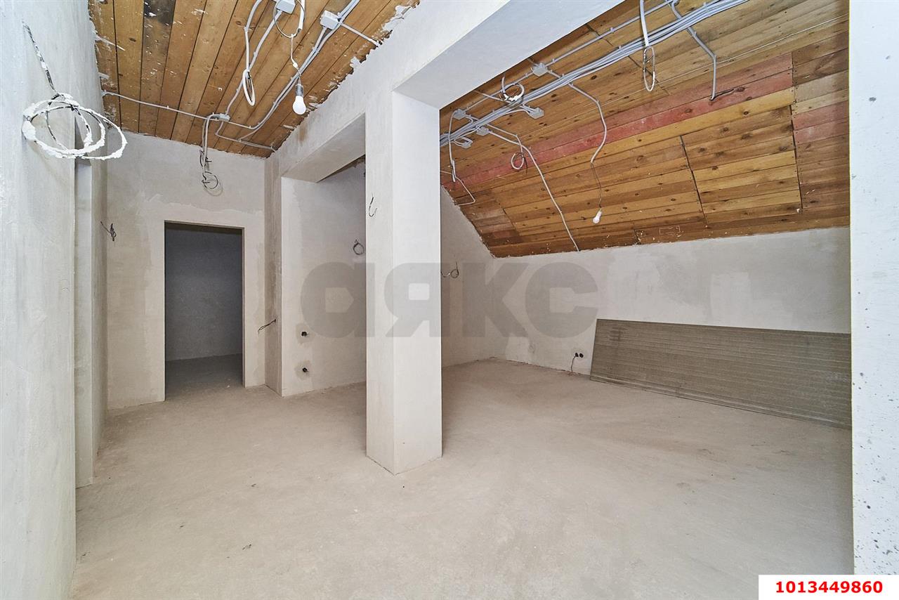 Фото №15: Дом 450&nbsp;м² + 8&nbsp;сот., 2&nbsp;эт. - Краснодар, Прикубанский внутригородской округ, мкр. имени Н.И. Вавилова, ул. Биологическая, 56