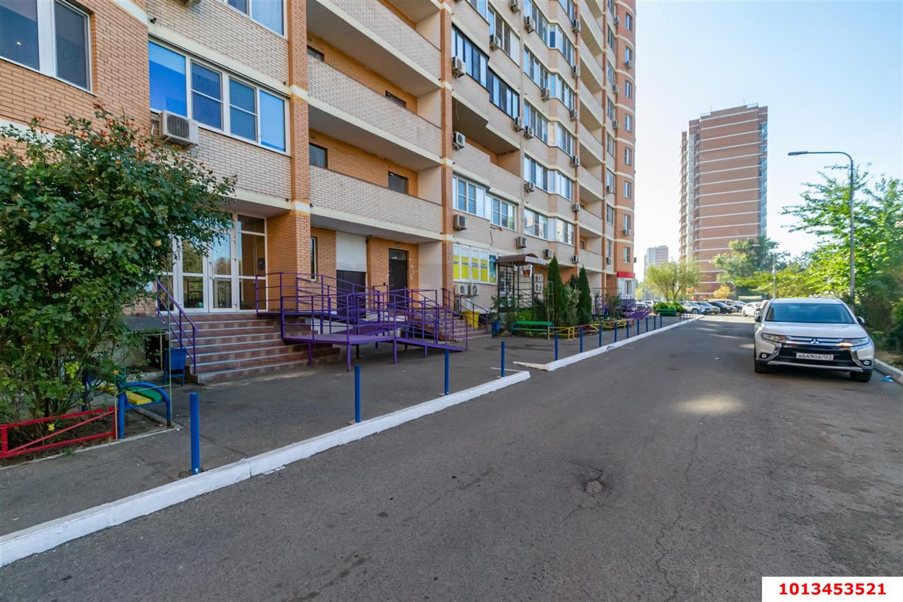 Фото №3: 3-комнатная квартира 120&nbsp;м², 11/17&nbsp;эт. - Краснодар, Прикубанский внутригородской округ, ЖК Валентина, мкр. 9-й километр, ул. Циолковского, 7