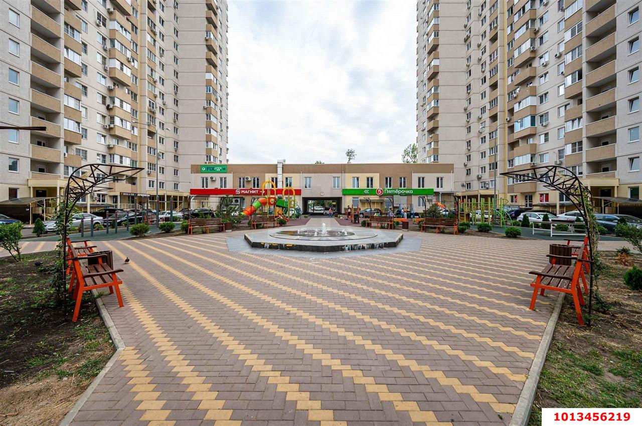 Фото №2: 1-комнатная квартира 38&nbsp;м², 20/22&nbsp;эт. - Краснодар, Карасунский внутригородской округ, жилой комплекс На Магистральной, мкр. Камвольно-суконный Комбинат, ул. Магистральная, 11