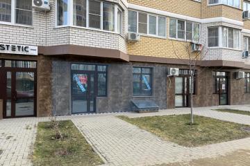 Фото №1: Торговое помещение 41 м², 1/16 эт. - Краснодар, мкр. Светлоград, ул. Красных Партизан, 1/4к15
