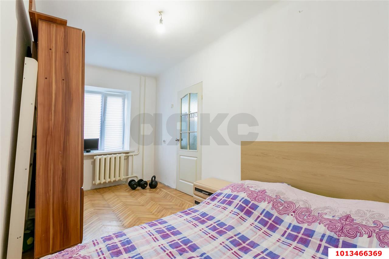 Фото №4: 3-комнатная квартира 56&nbsp;м², 1/5&nbsp;эт. - Краснодар, Центральный внутригородской округ, мкр. Завод Измерительных Приборов, ул. Курчатова, 4