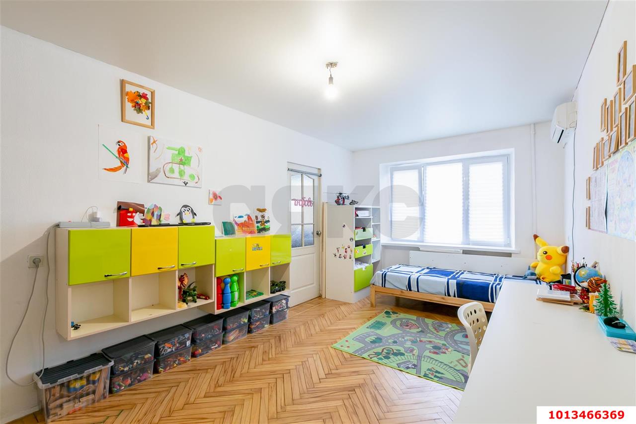 Фото №5: 3-комнатная квартира 56&nbsp;м², 1/5&nbsp;эт. - Краснодар, Центральный внутригородской округ, мкр. Завод Измерительных Приборов, ул. Курчатова, 4