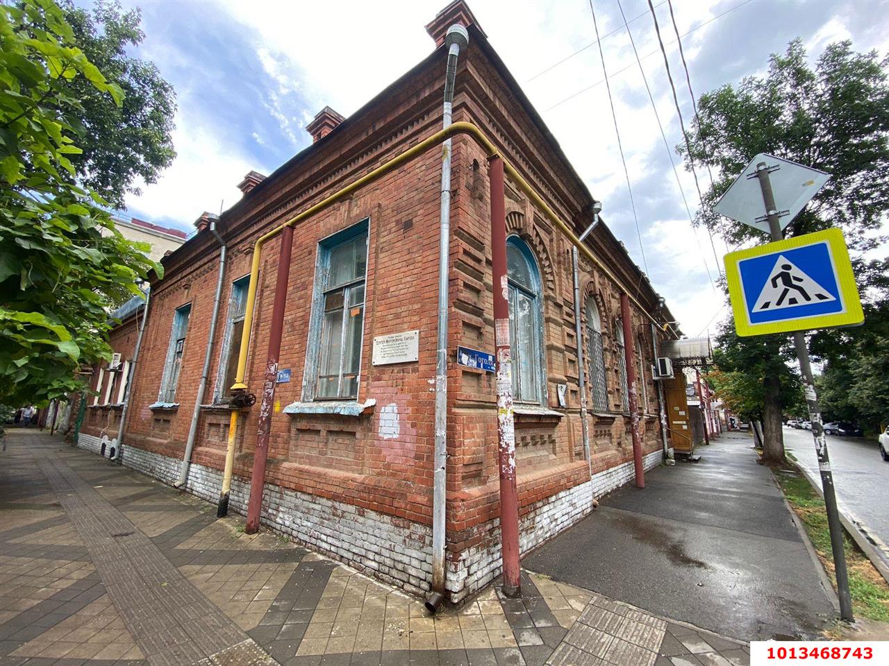 Фото №6: 4-комнатная квартира 94&nbsp;м², 1/1&nbsp;эт. - Краснодар, Западный внутригородской округ, мкр. Центральный, ул. Гоголя, 33