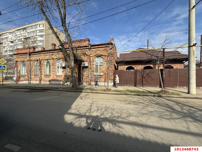Фото №18: 4-комнатная квартира 94&nbsp;м², 1/1&nbsp;эт. - Краснодар, Западный внутригородской округ, мкр. Центральный, ул. Гоголя, 33