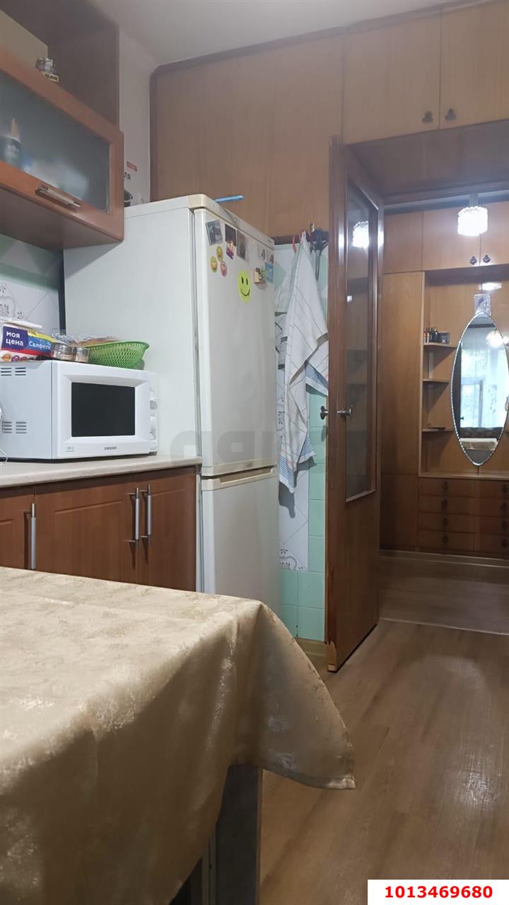Фото №7: 4-комнатная квартира 82&nbsp;м², 1/9&nbsp;эт. - Краснодар, Карасунский внутригородской округ, мкр. Гидростроителей, ул. Дмитрия Благоева, 15
