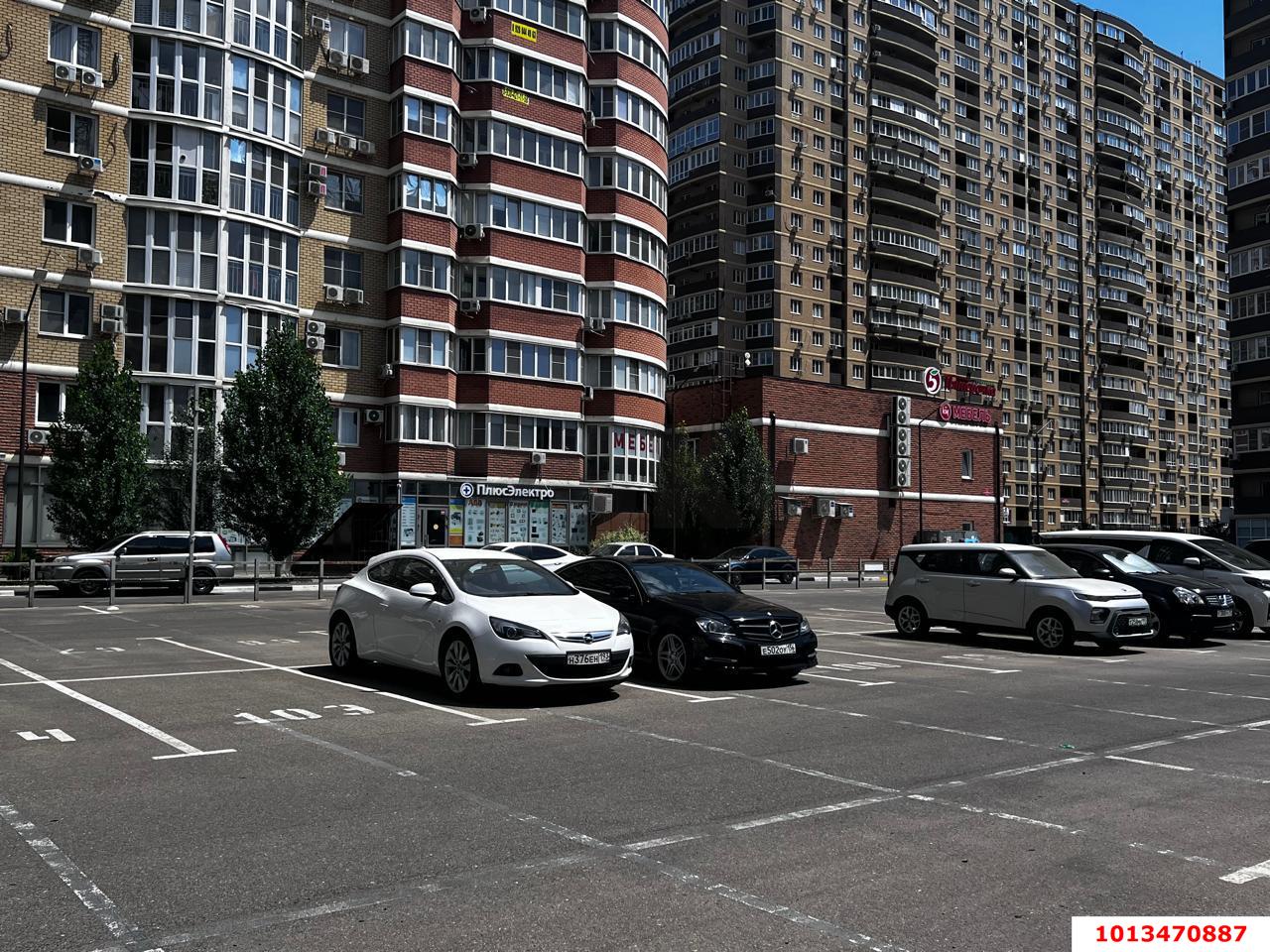 Фото №6: Торговое помещение 129&nbsp;м², 1/17&nbsp;эт. - Краснодар, Прикубанский внутригородской округ, имени Петра Метальникова, мкр. ЖК Времена Года 3, ул. Цезаря Куникова, 24к1
