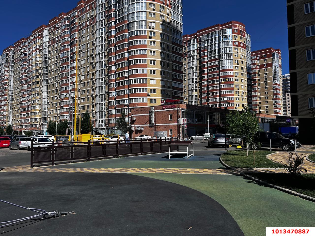 Фото №11: Торговое помещение 129&nbsp;м², 1/17&nbsp;эт. - Краснодар, Прикубанский внутригородской округ, имени Петра Метальникова, мкр. ЖК Времена Года 3, ул. Цезаря Куникова, 24к1