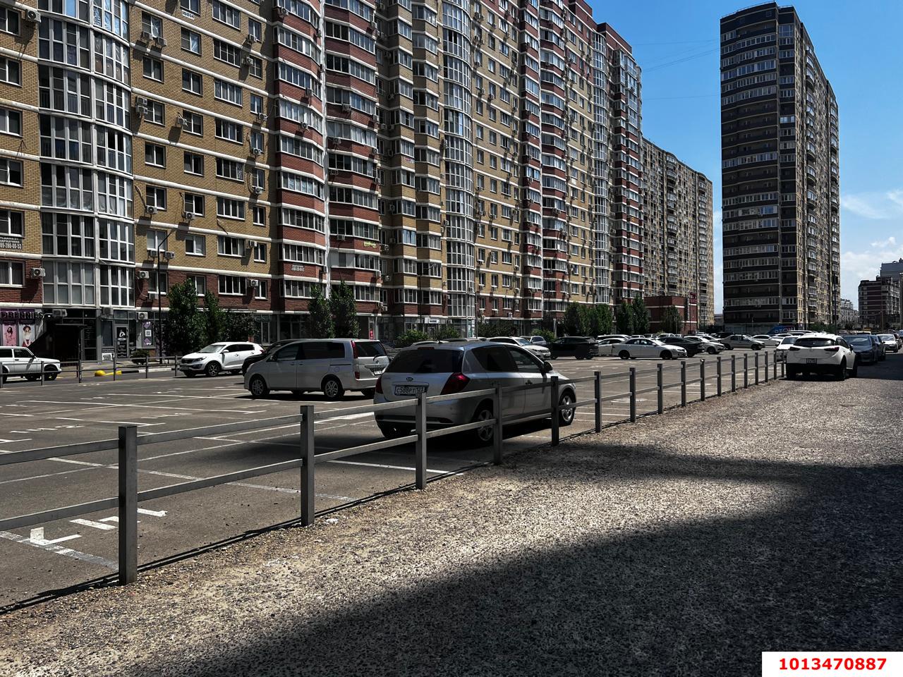 Фото №9: Торговое помещение 129&nbsp;м², 1/17&nbsp;эт. - Краснодар, Прикубанский внутригородской округ, имени Петра Метальникова, мкр. ЖК Времена Года 3, ул. Цезаря Куникова, 24к1