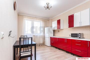 Фото №1: 1-комнатная квартира 51 м², 15/17 эт. - Краснодар, мкр. Центральный, ул. Кубанская набережная, 64