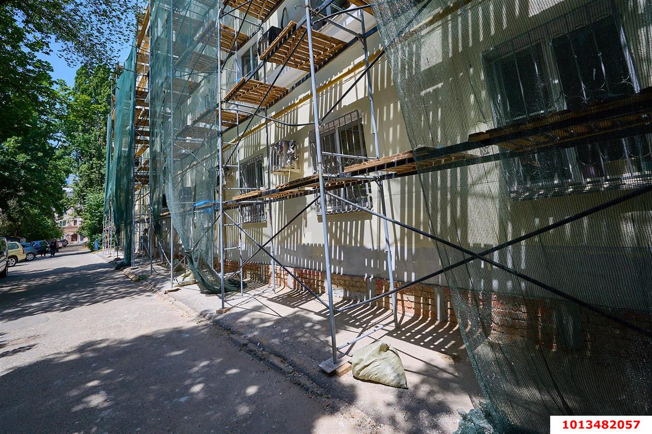 Фото №16: 3-комнатная квартира 84&nbsp;м², 3/4&nbsp;эт. - Краснодар, Центральный внутригородской округ, мкр. Центральный, ул. Орджоникидзе, 56